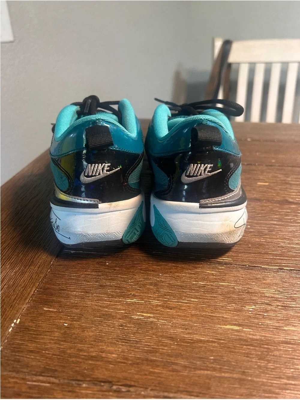 Zoom freak size 8.5 women’s